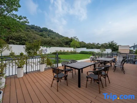 Zizi Guanlan Home stay (the Taihu Lake Xishan Island Store)