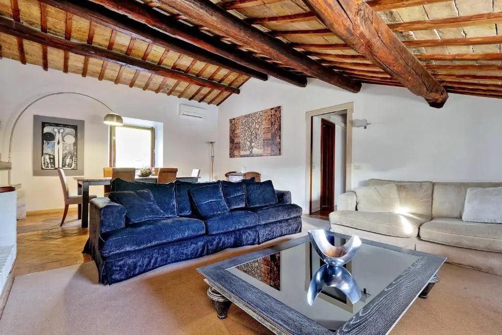 Piazza Mattei Elegant Apartment