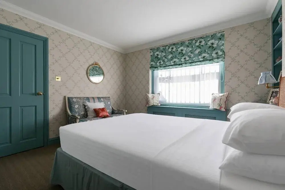 Westbourne Park Road Xvii by Onefinestay