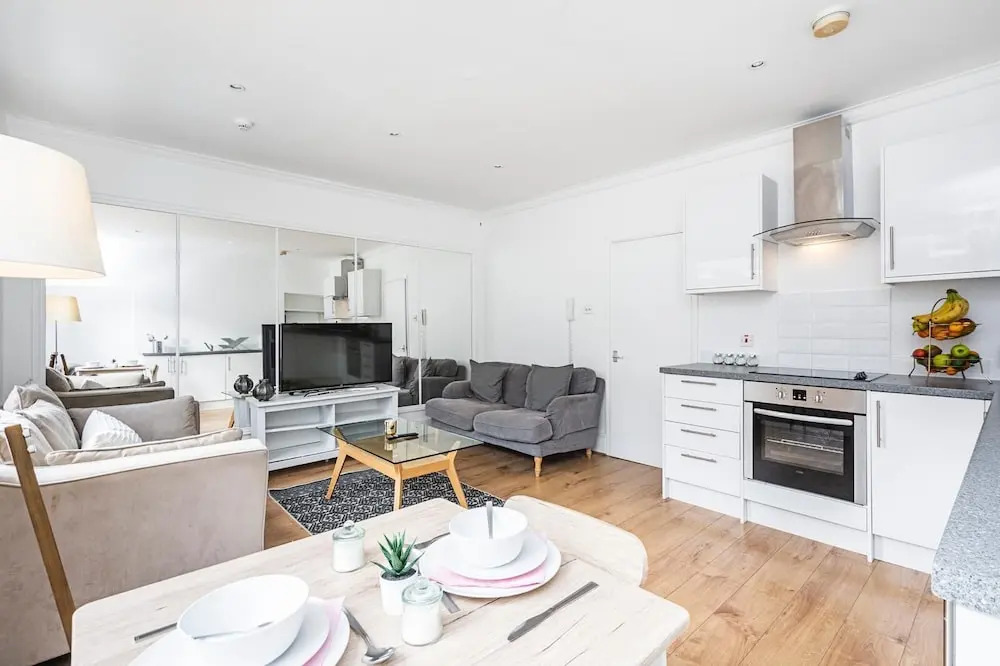 Stunning Oxford Street Apartments