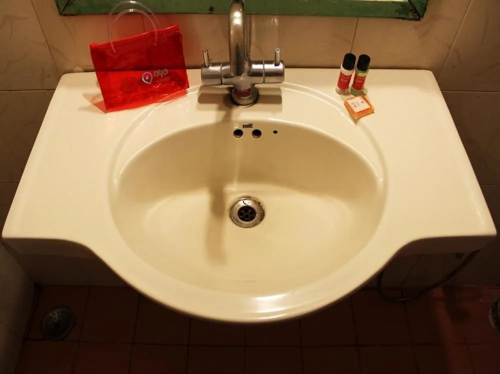 FabHotel Maharaja - Nr Vasco Da Gama Railway Station