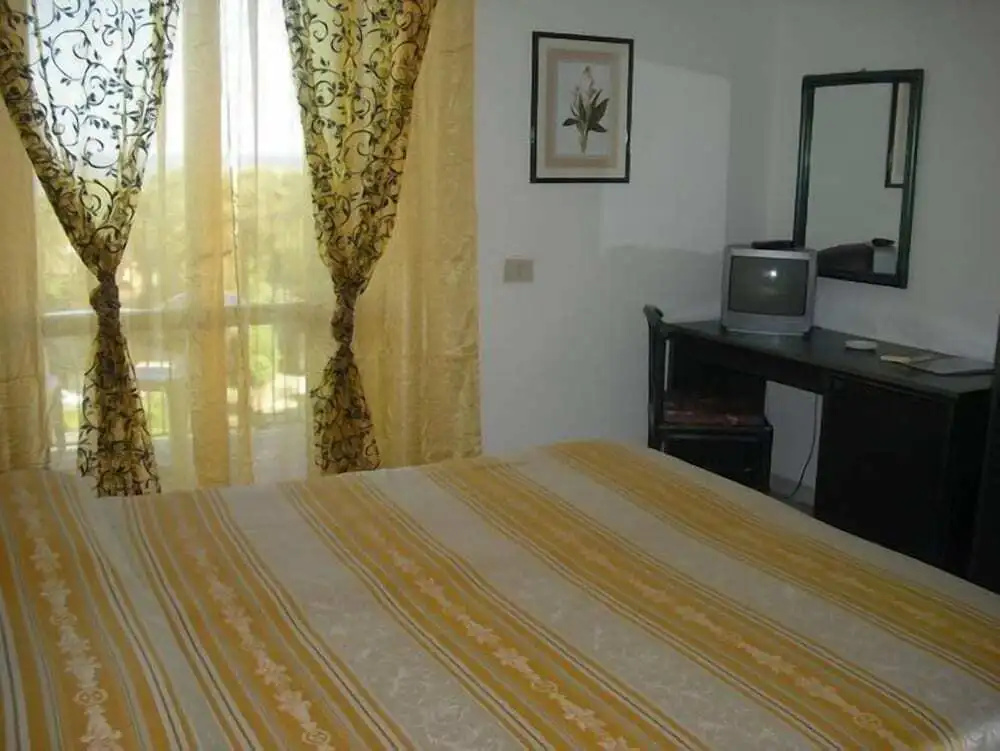 VILLA PADULELLA 8&2, Emma Villas