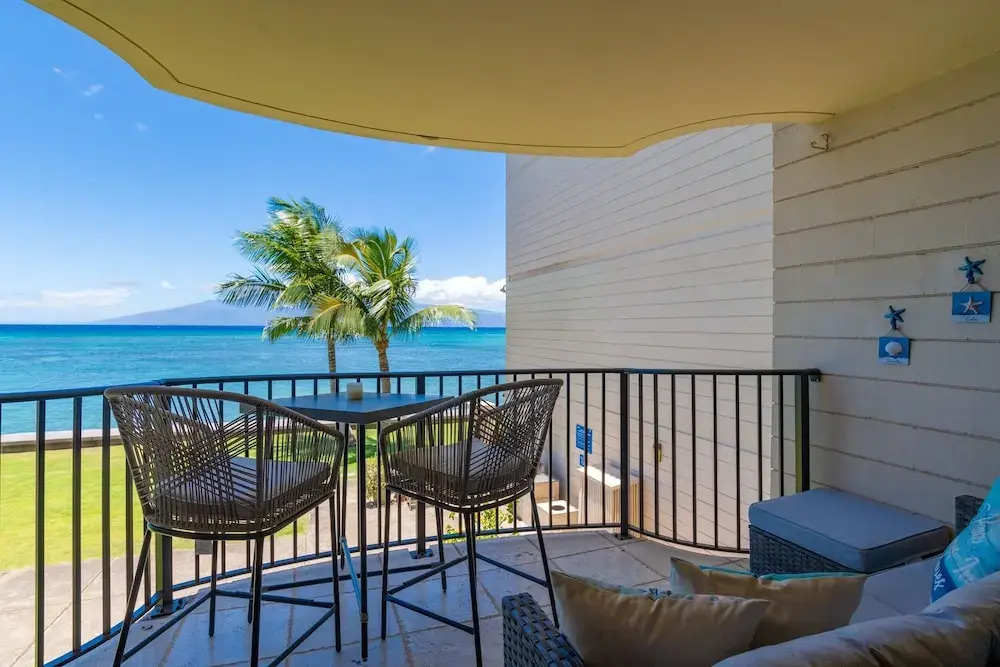 Kahana Reef 216 by RedAwning