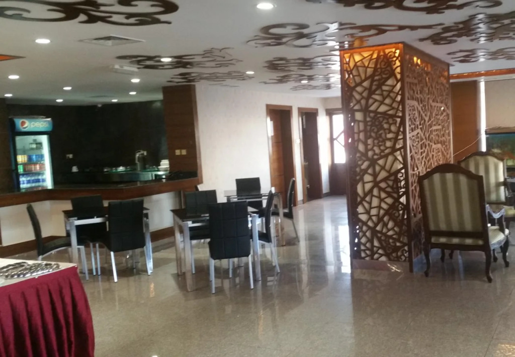 Dream Inn Hotel and Suites