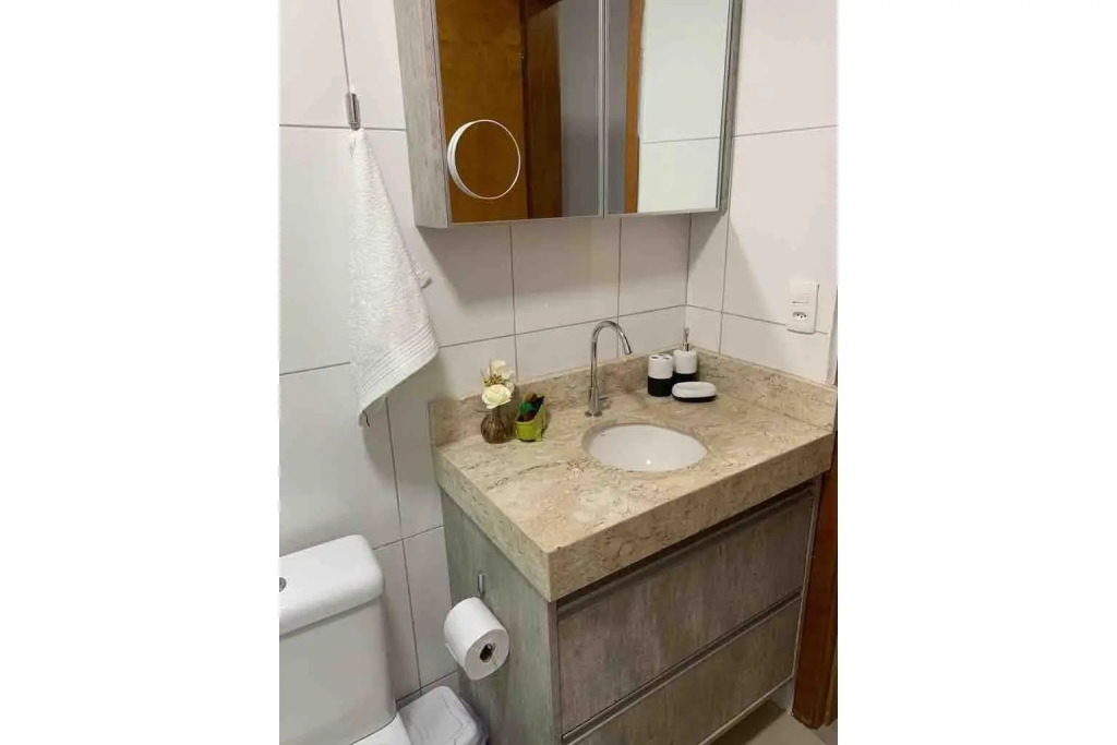 Apartamento com piscina e academia