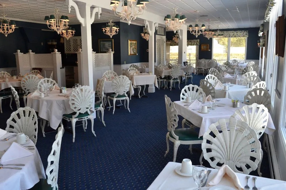 Bay View Inn