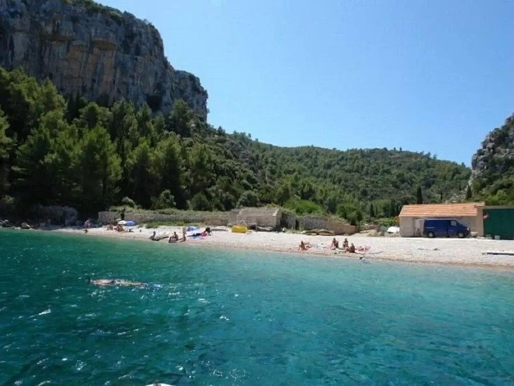 Igor - 5 m From Beach - SA2