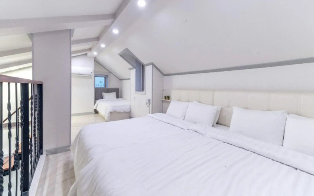 Samcheok Yegrina Pension