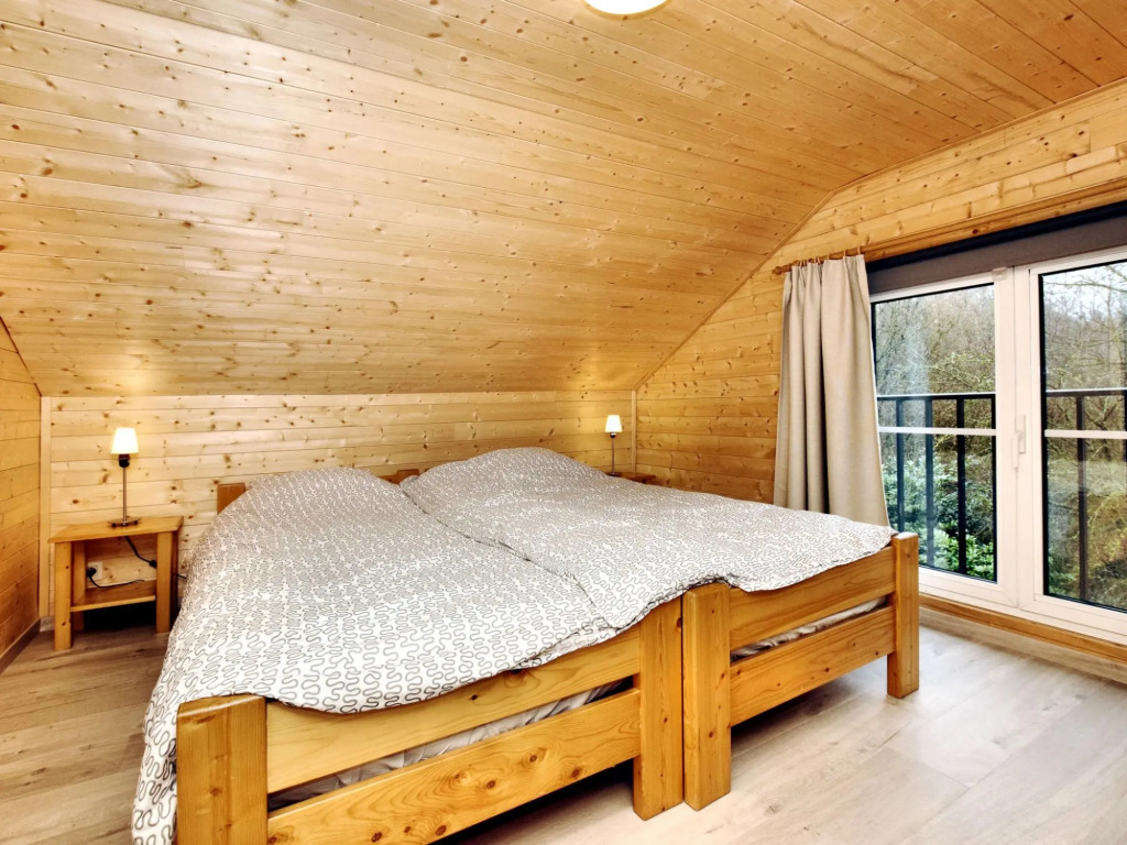 Luxurious chalet in Septon with sauna