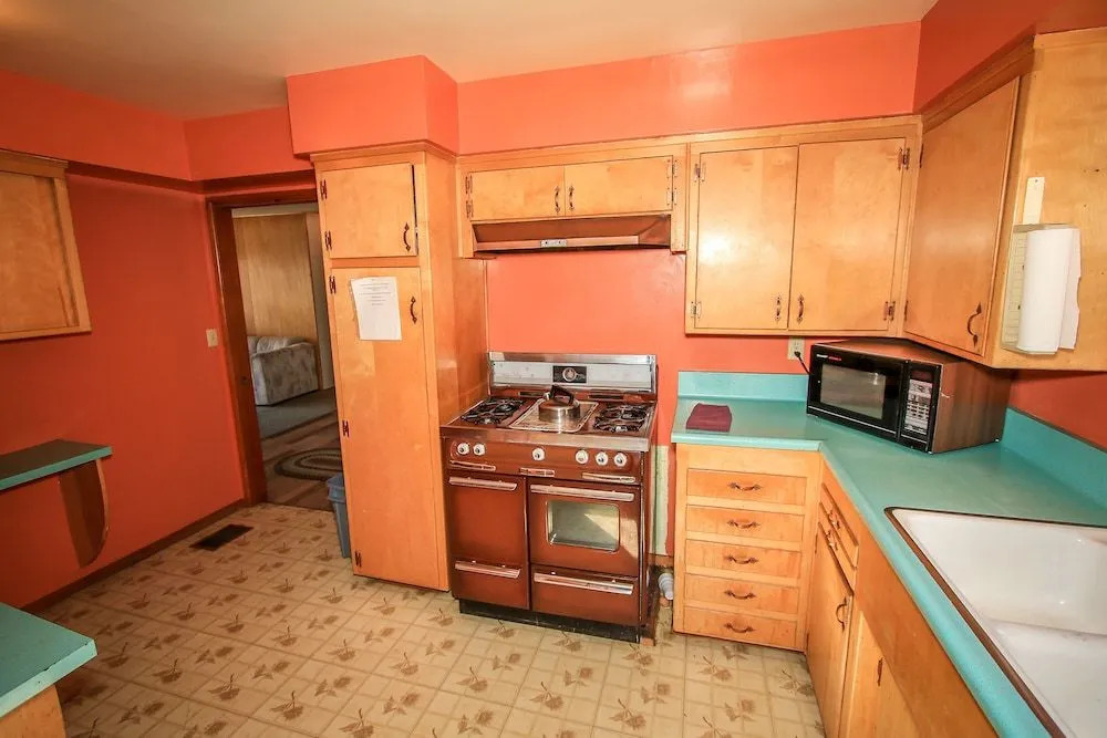 Somen - 3 Br home by RedAwning