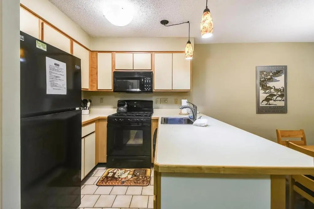 Woods Village 34