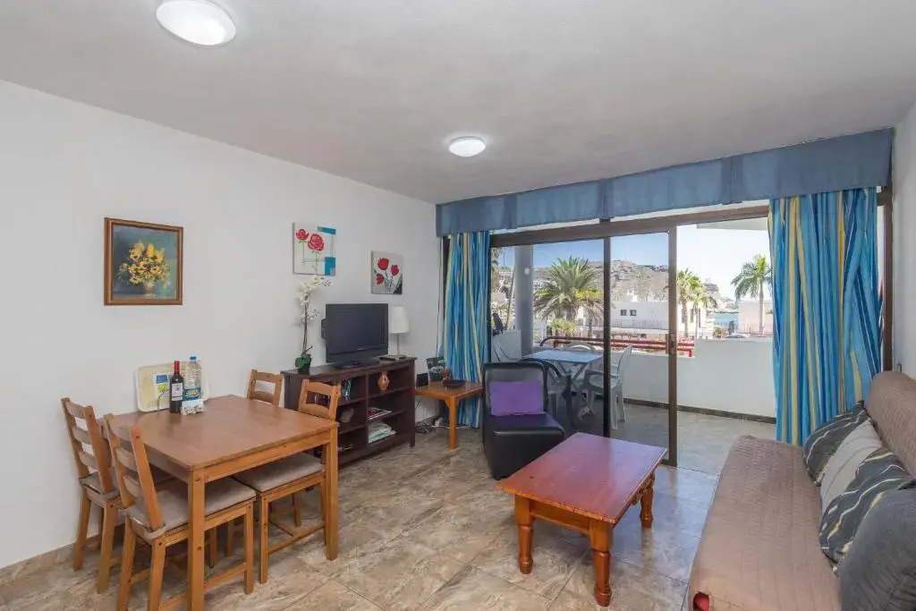 Mogan Balcón Vista Piscina By Lightbooking