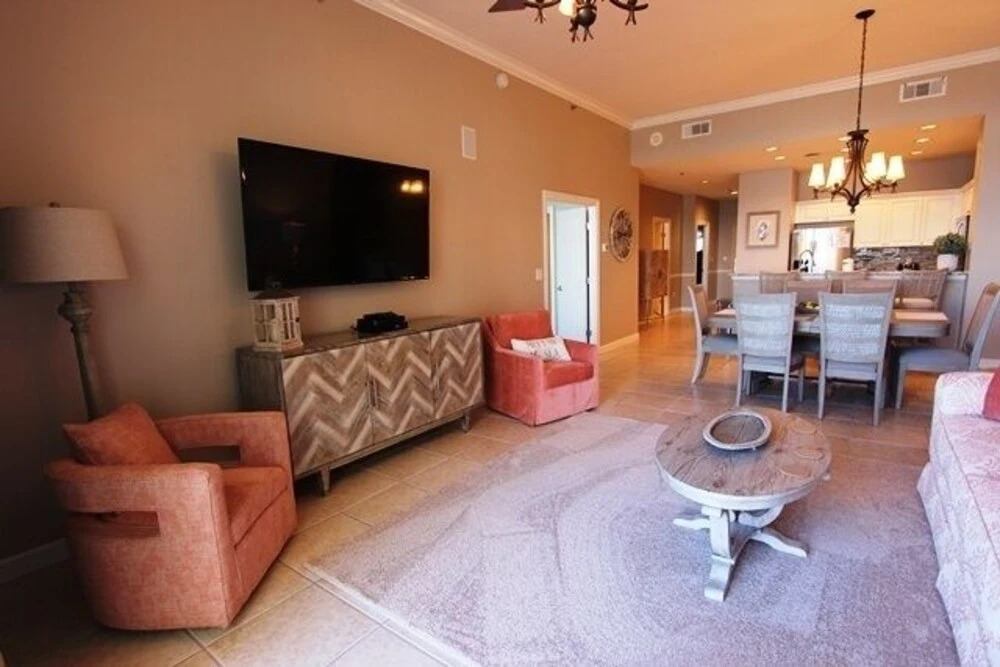 Sterling Shores PH13 - 3 Br home by RedAwning