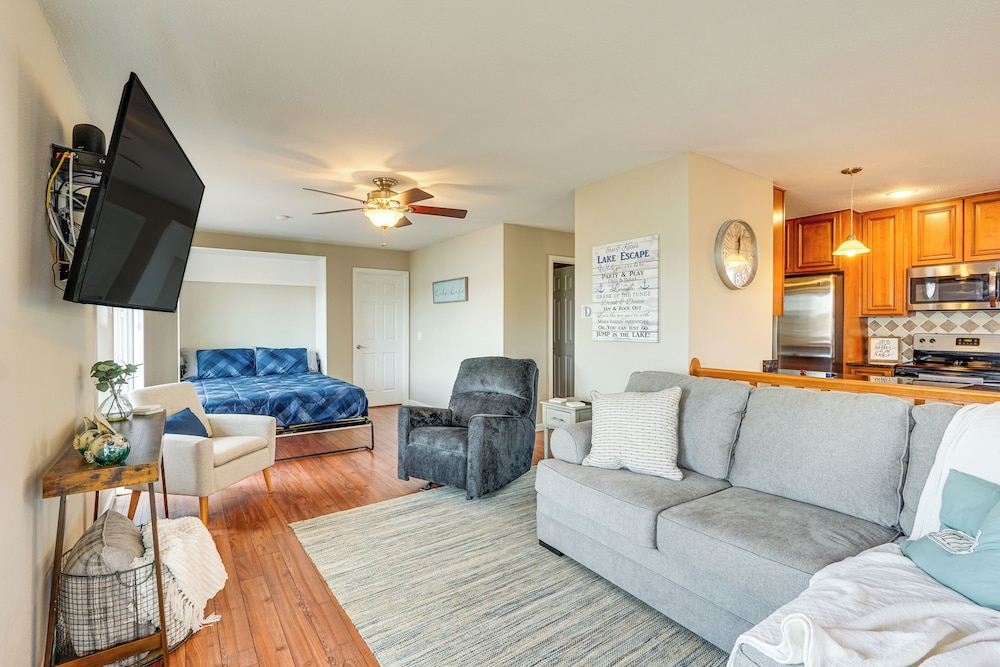 Group Getaway! Osage Beach Escape w/ Private Dock