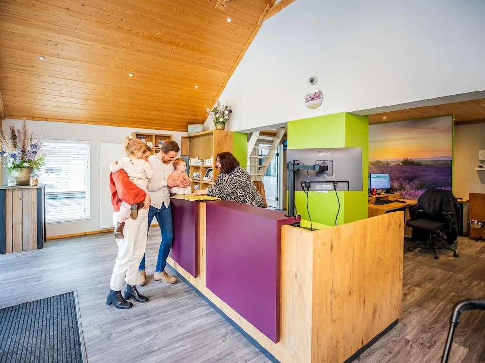 Nature-Connected Modern Stay