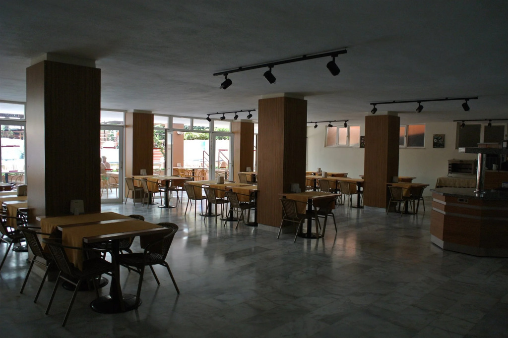 Begonville Hotel