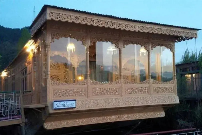 Shahbaaz Group of Houseboats