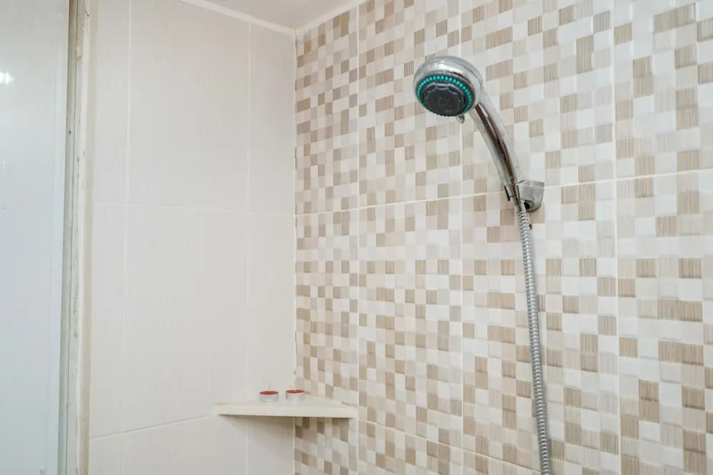 Homey 1BR with City View at Green Pramuka Apartment By Travelio