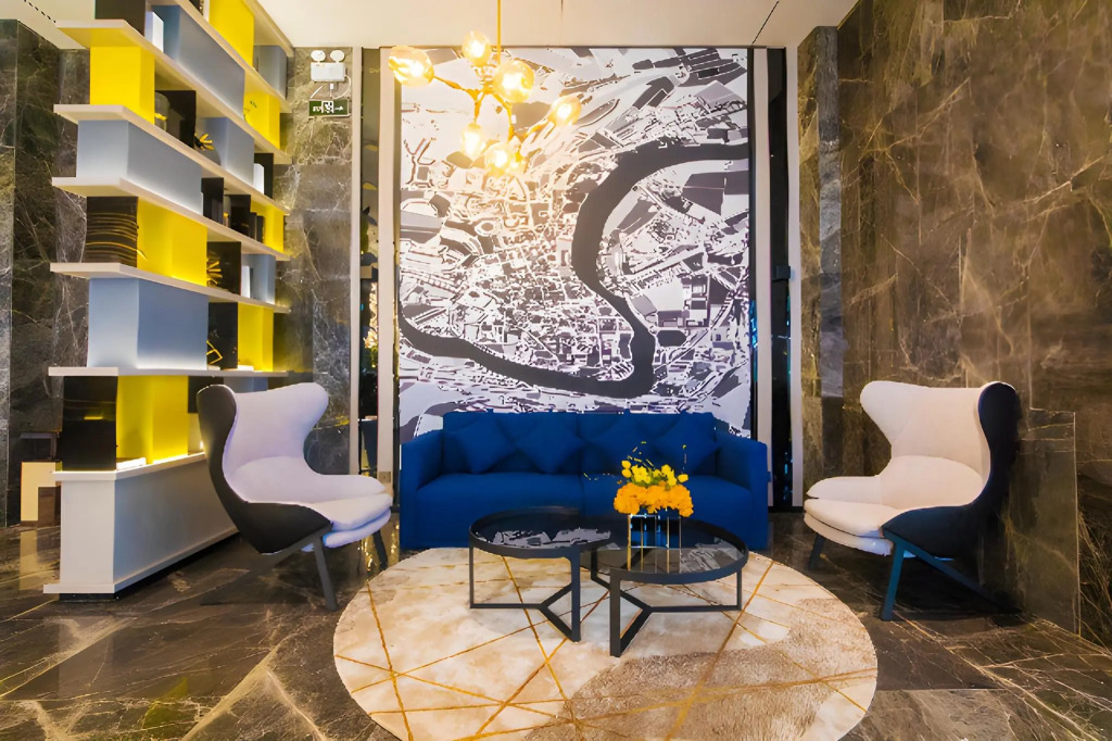Echarm Hotel (Hezhou Lingfeng Square)