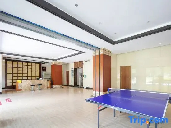 Hangzhou Aisiboge Hotel (Chengbei Vientiane City Hangxing Road Subway Station)