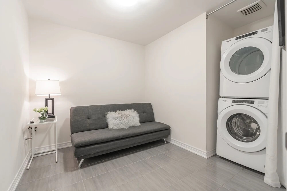 Superb Brand New Spacious Town Home