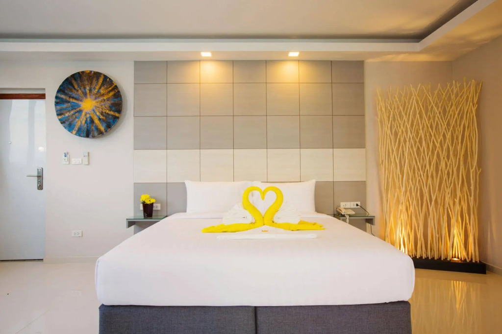 Sunset Beach Hotel