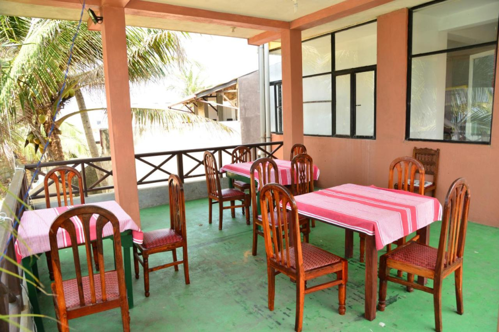 Athula Hikka beach Guesthouse