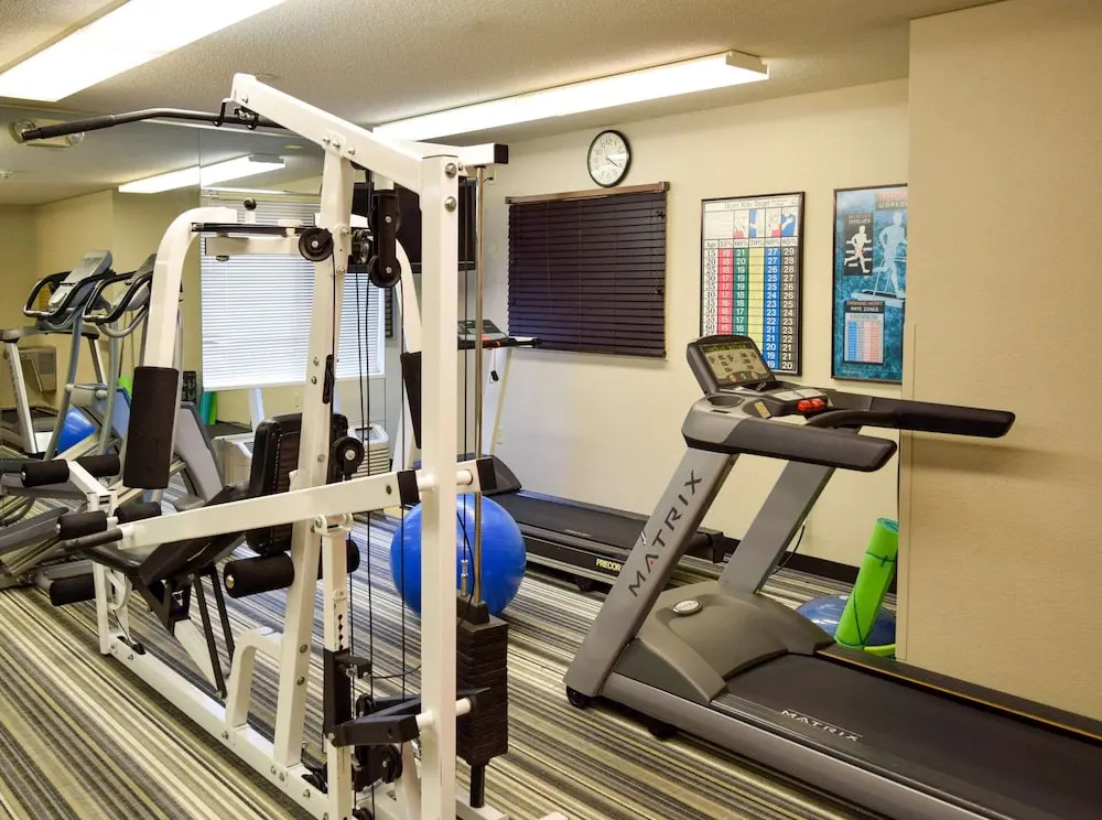 Candlewood Suites Wichita Northeast