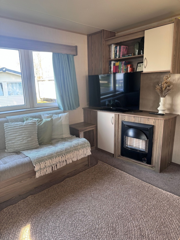 Cozy Caravan at Tower Lawn, Haggerston Castle Perfect Family Getaway