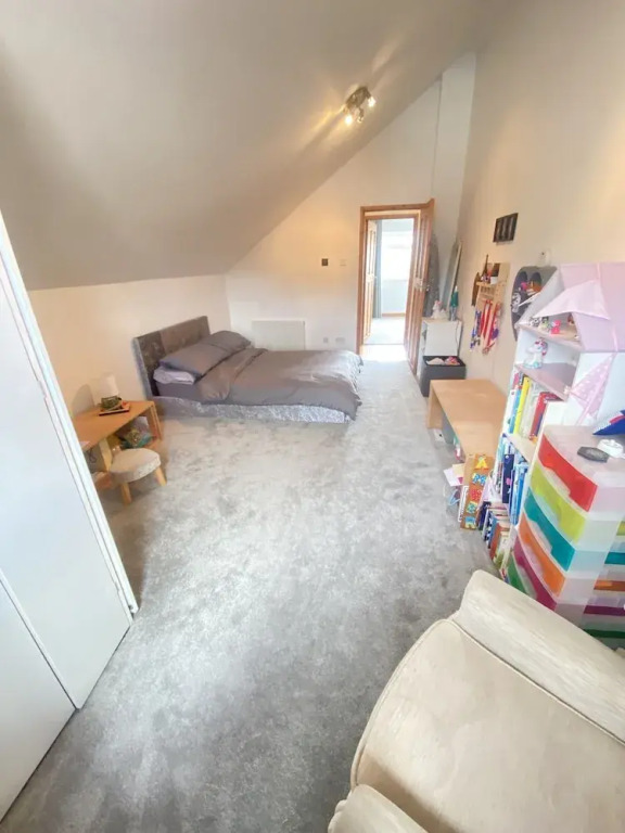 3 Bedroom House, Hot Tub,torbay, Sleeps 6, Parking