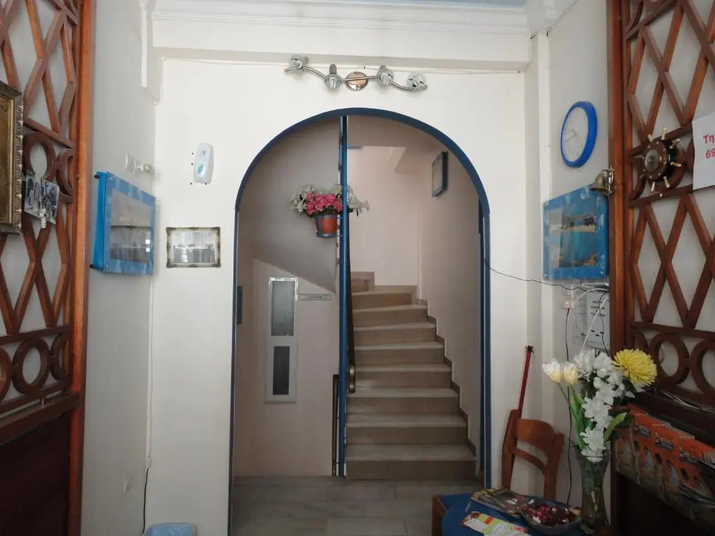 Apergis Rooms