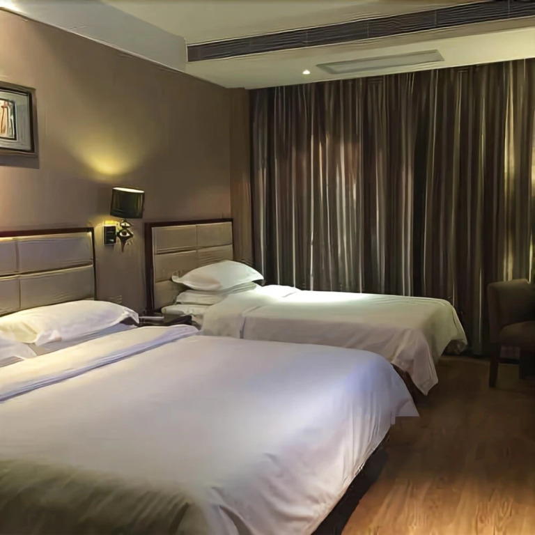 Degas Hotel