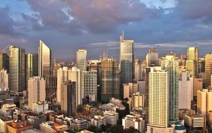 4-Star Mystery Hotel In Salcedo Village, Makati