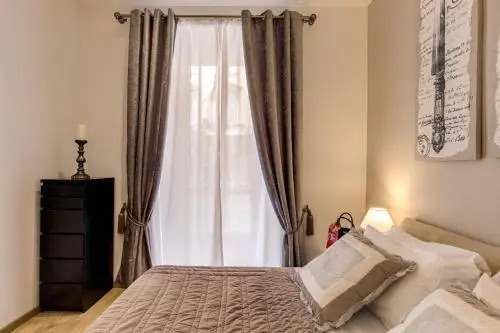 Sweet Stay In Rome