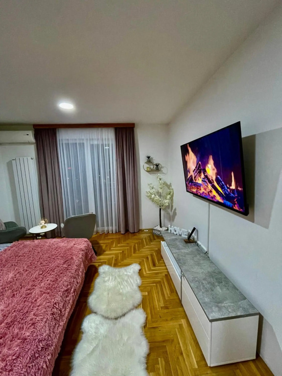 Farola Apartment