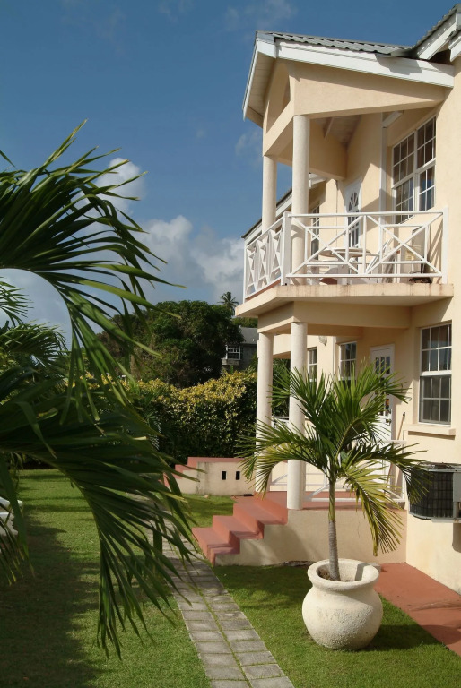 Best E Villas Prospect St James