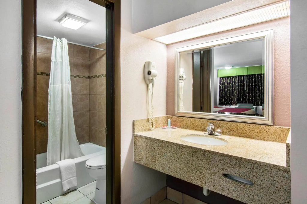 Park Inn by Radisson, Weldon - Roanoke Rapids