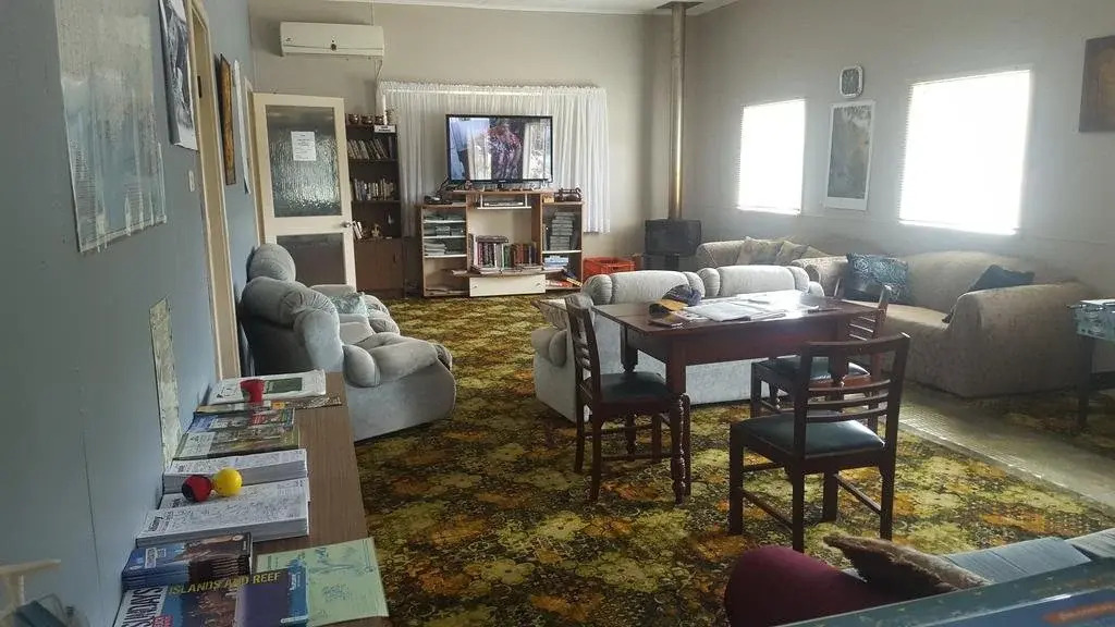 Tingle All Over Budget Accommodation
