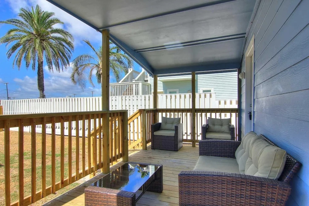 The Blue Pearl - 2 Br Home