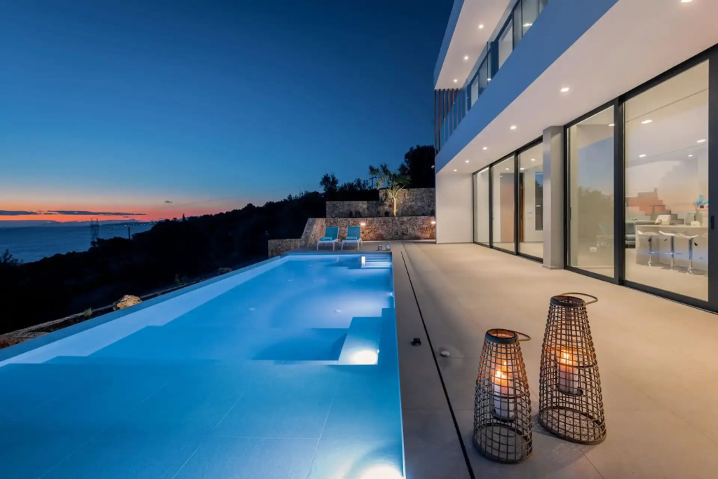 The Sall Villa - Private pool and Breathtaking Views, by ZanteWize