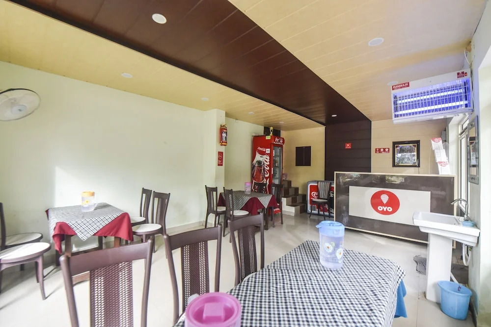 OYO 12411 Woodside Guest House