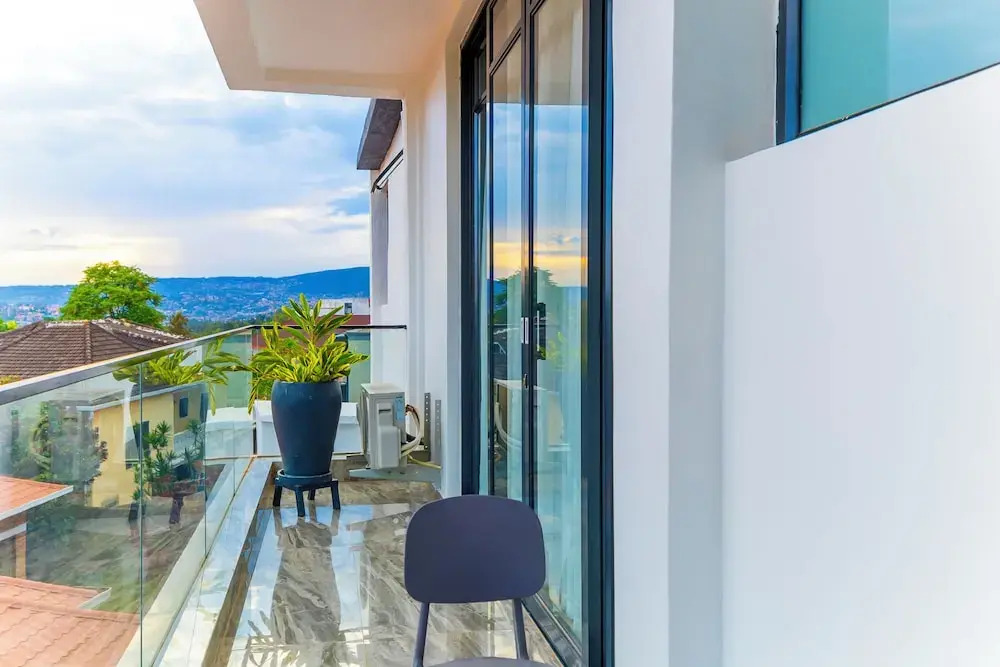 T-Stone Apartment Hotel