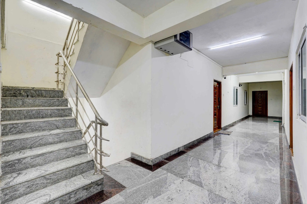 Hotel O Chennai Karanai Main Road