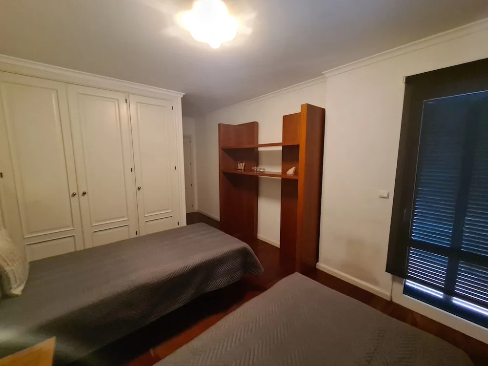 Seaside Escape - 3 Bedroom Apartment Sleeps 6