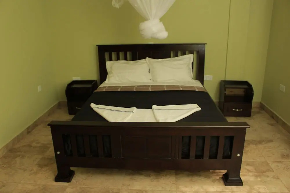 Delta Suites
