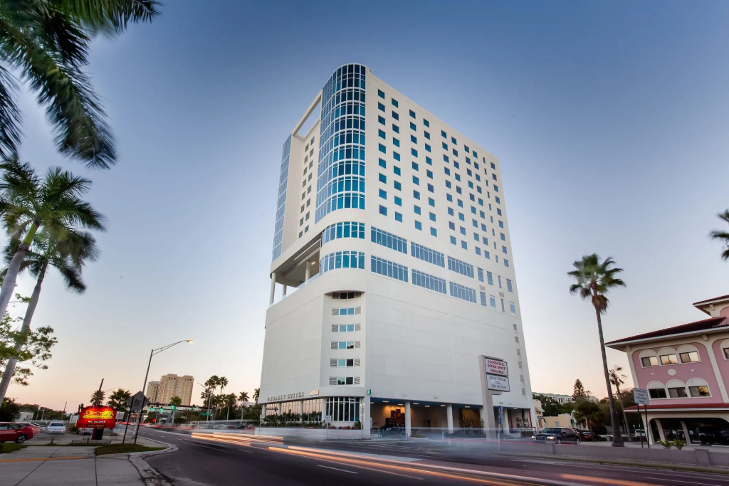 Embassy Suites By Hilton Sarasota