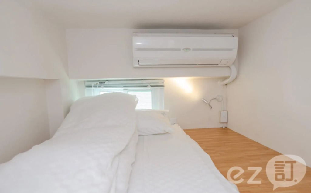 a leaf hostel