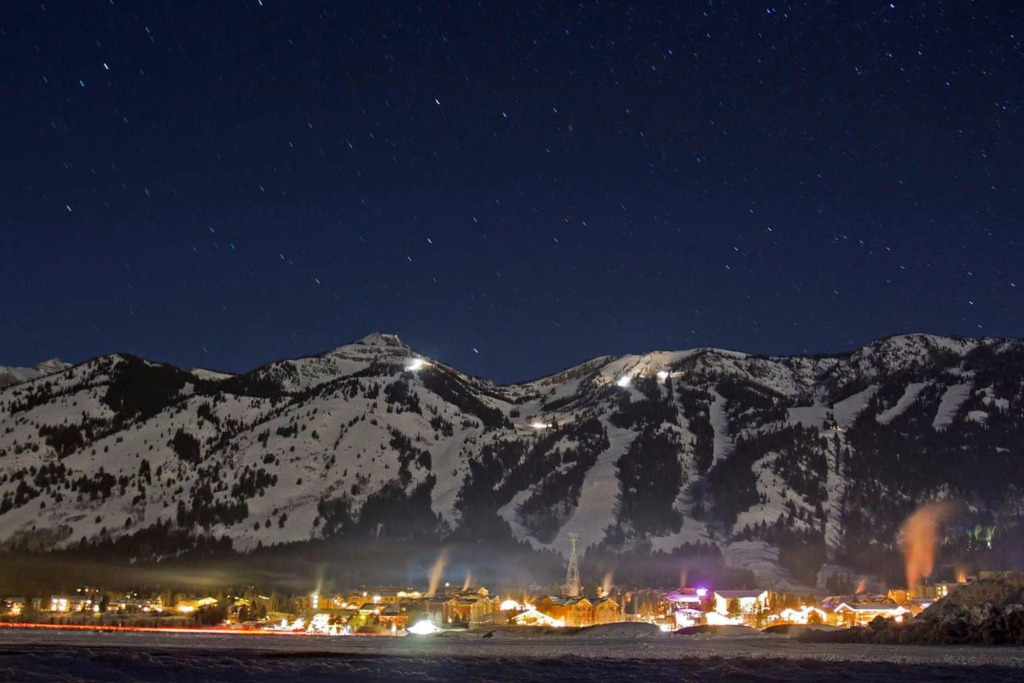 Wind River Teton Village by JHRL