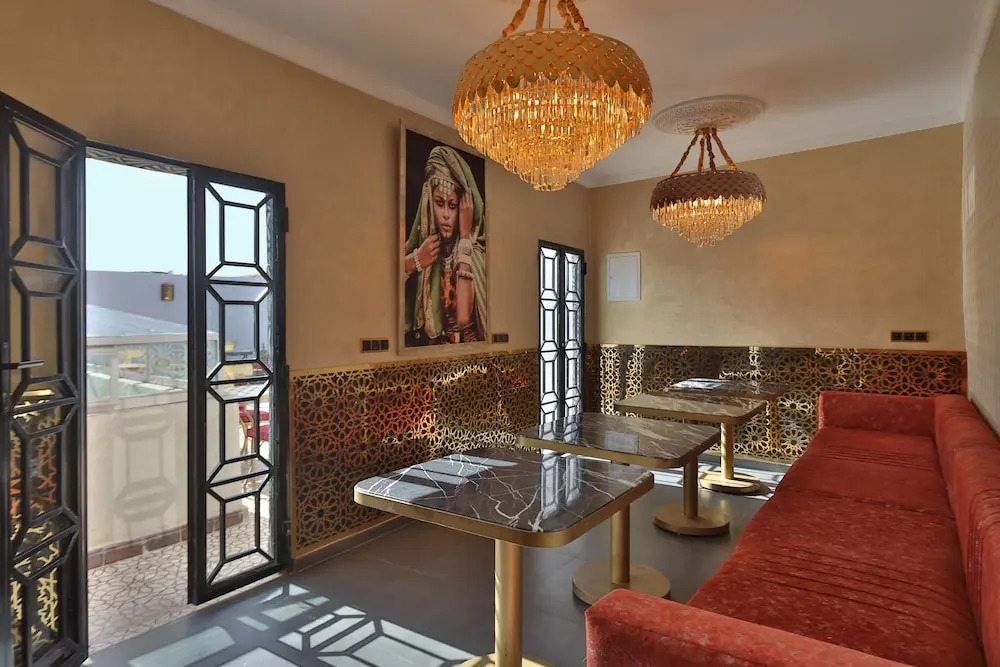 Riad la fayette bed & breakfast