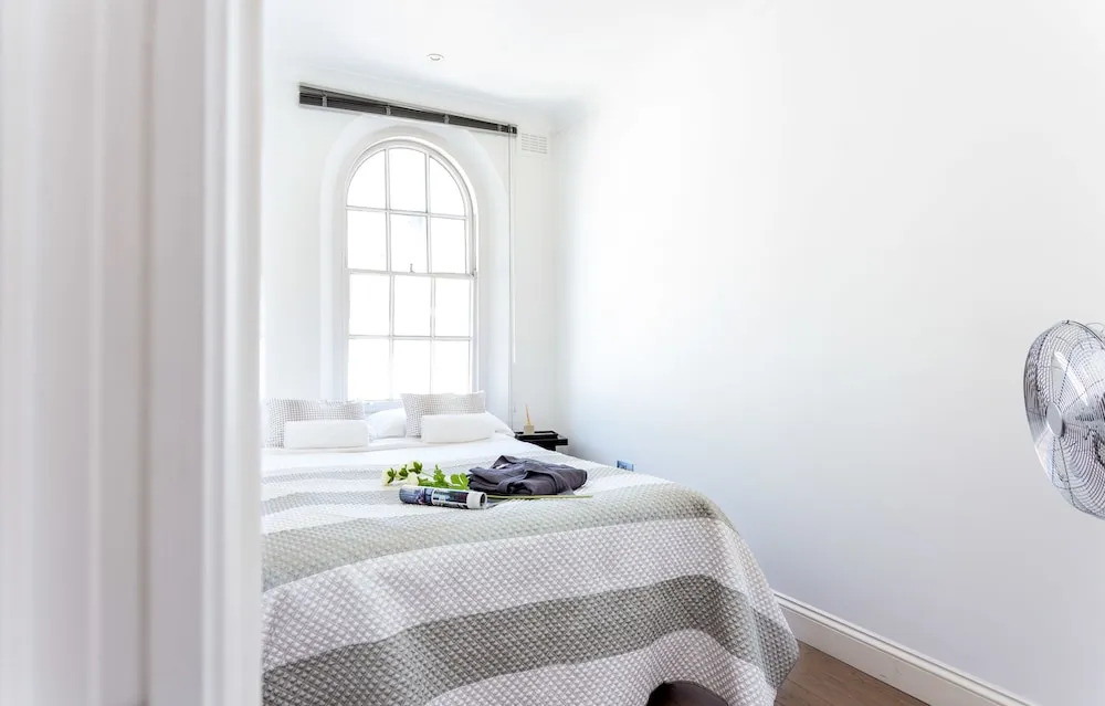 Gloucester Terrace by Lime Street